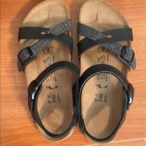 Black Strapped Birki’s by Birkenstock size 37